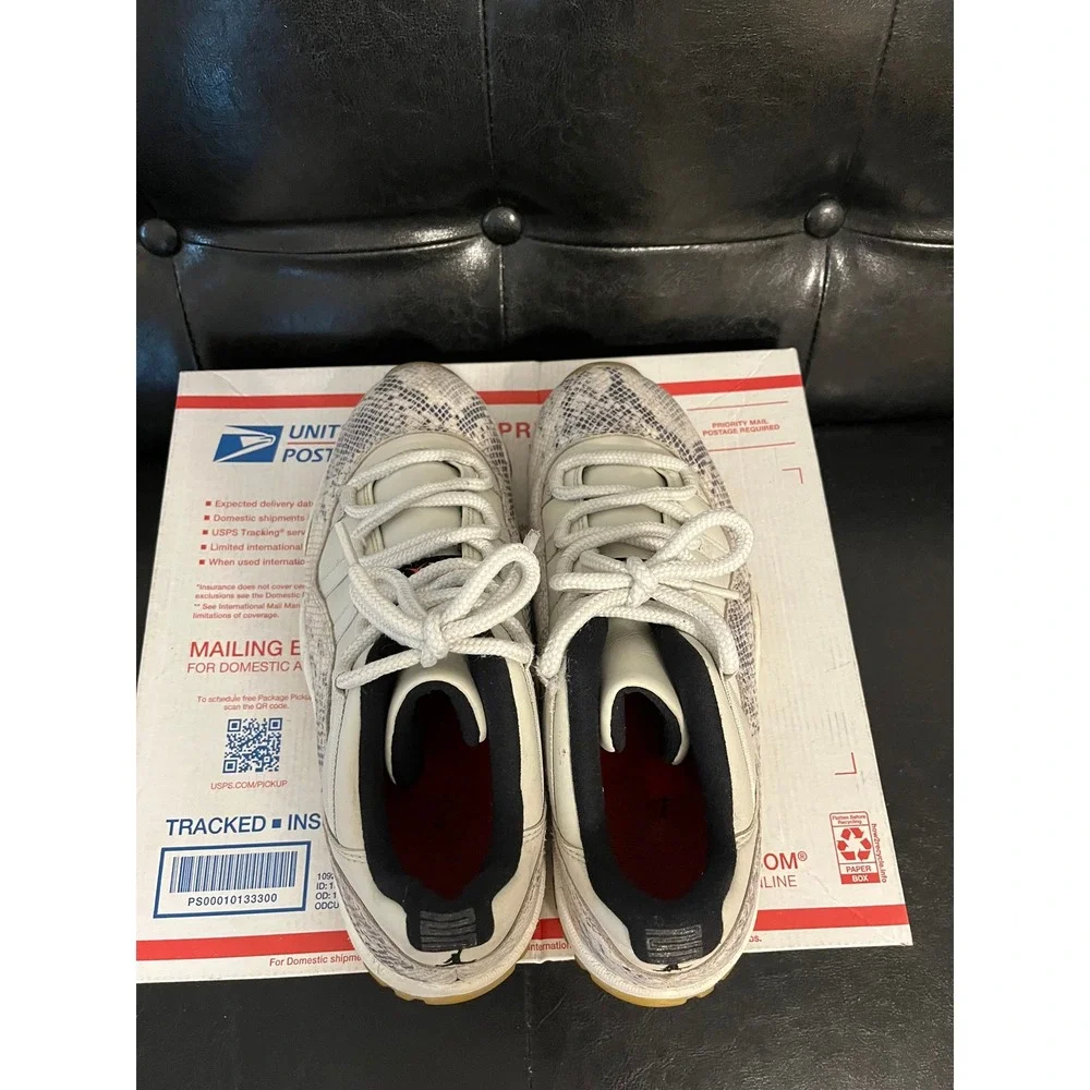 Air Jordan 11 Retro Low Light Bone Snakeskin
